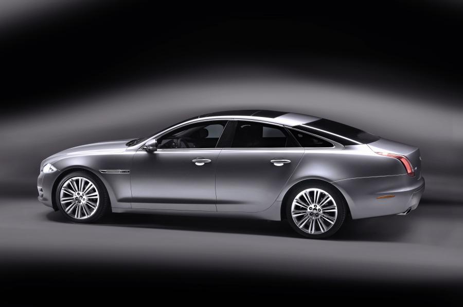  Jaguar XJ 2009 года  (фото 132 из 142)
